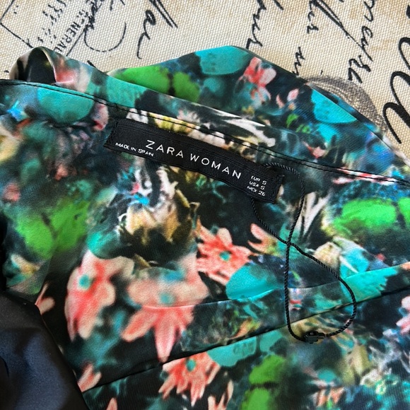 ZARA Strapless Blurred Floral Print dress - Picture 8 of 8